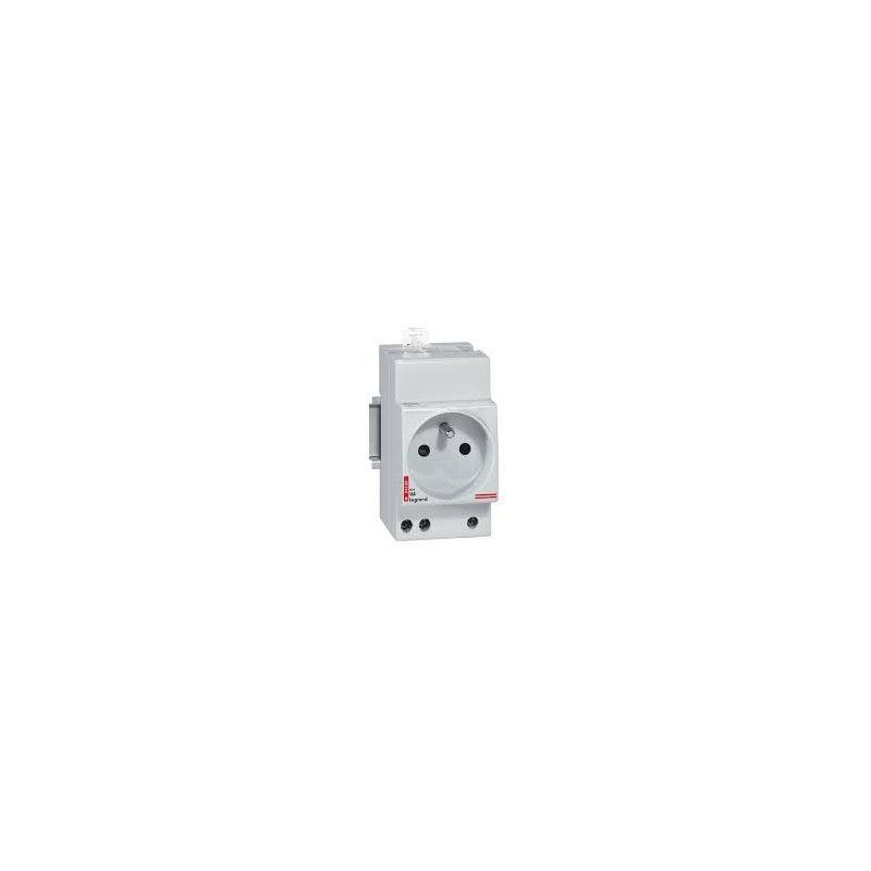 Tomada 10/16 A 250V 2P+E saliente com obturador LEGRAND 004280