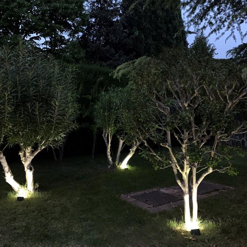 Aplique solar de parede LED 250 lúmens com sensor de movimento e crepúsculo IP65