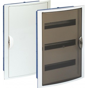 Caja de distribución de empotrar en tabique hueco de 42 elementos 360x528x86mm marco blanco y puerta fumé SOLERA 5260HGW