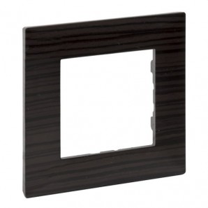Placa Niloé Step, 1 elemento, madera oscura LEGRAND 864971