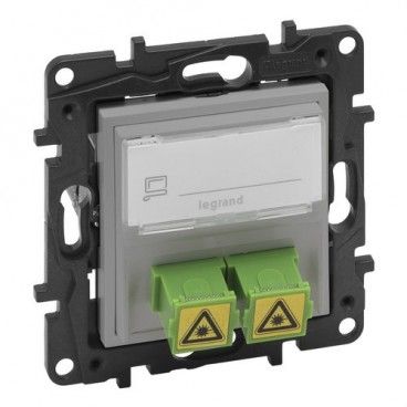 Frontal Niloé Step para bases telefónicas e informáticas fibra óptica, aluminio LEGRAND 864344
