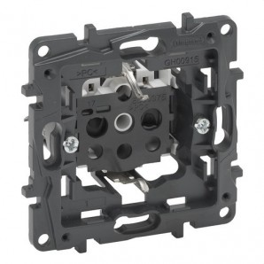 Base de corriente 2P+T Niloé Step, 16A, 250V, borne automático LEGRAND 864020