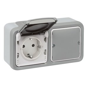 Toma corriente estanca 2P+T IP55 gris