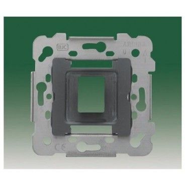 Toma conector RJ45 BJC 19582-1