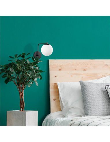 Aplique de pared negro con tulipa de cristal Model 12