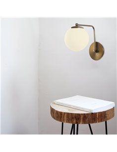 Aplique de pared dorado con tulipa de cristal Model 12 2