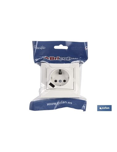 Base Enchufe Usb Monobloc Modelo Pacific 2p+T Con Obturador 16a 250v 2.1a 5v