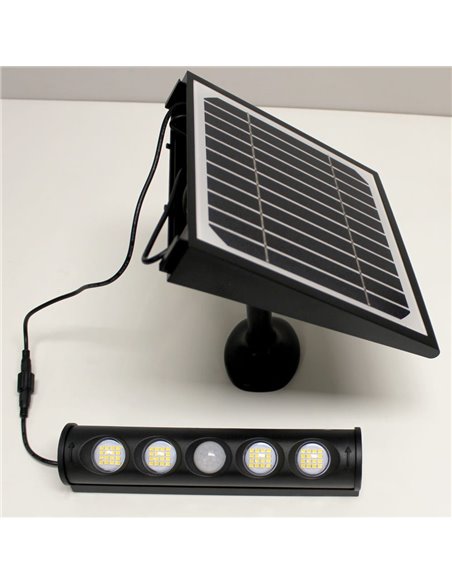 Projetor LED solar Mix IP65 8W 950 Lm. 4000K