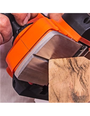 S.of. cepillo eléctrico 710w bew712-qs black+decker