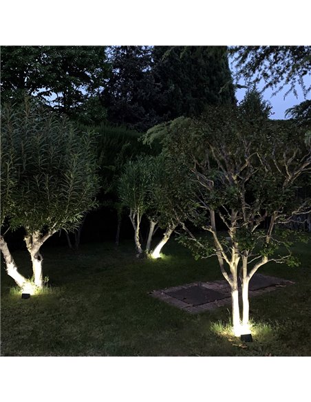 Aplique Solar Led Con Sensor De Luz y De Movimiento 270 Lumenes Ip4x Foco Led A Bateria, Foco Solar.