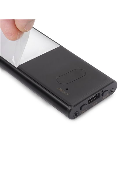 Emuca Aplique LED recargable por USB Kaus Black con sensor táctil de proximidad, L600mm, Plástico y Aluminio, Pintado negro