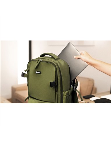 NUMADA Mochila impermeable de 20l “Explorer B40” multibolsillos + puerto USB color verde militar