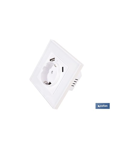 BASE ENCHUFE CON PUERTO USB Y TIPO C WIFI