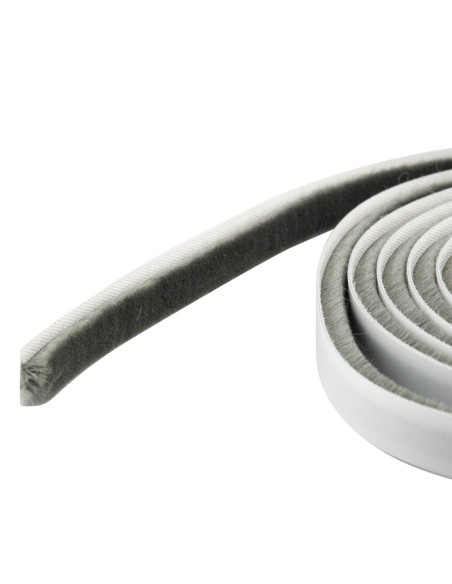 BURLETE AISLANTE CON CEPILLO AUTOADHESIVO 5M - 11 X 7 MM