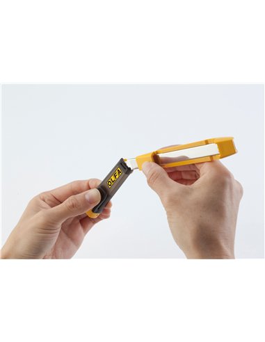 Olfa-DA-1-Cúter con bloqueo automático, contendor de cuchillas usadas incorporado y cuchilla de 9 mm