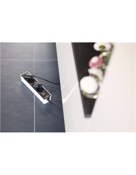 Brennenstuhl-1153260020-Base múltiple Ecolor blanca/ negra con diseño compacto (6 tomas)