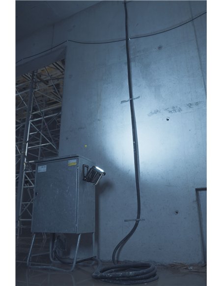 Brennenstuhl-1173730000-Foco de trabajo LED a batería Multi Battery System HL 3000 IP54