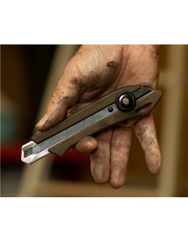 Olfa-WD-L/BRN-Cúter con bloqueo manual Woody