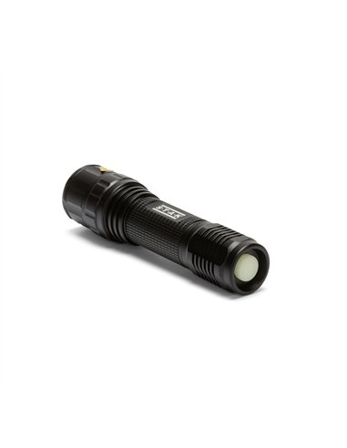 STAK-IMR90-Linterna recargable LED 800 lumen con función zoom PANTHER