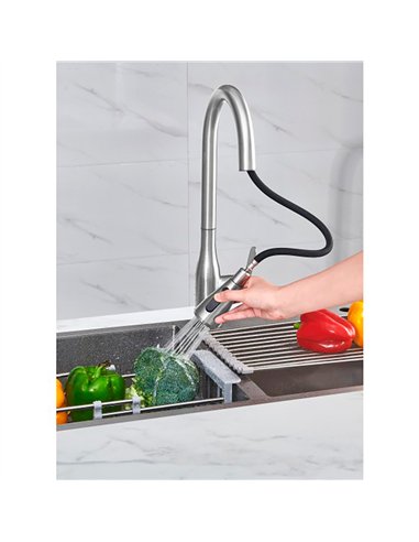 Grifo monomando de cocina caño alto plateado cepillado serie trazo