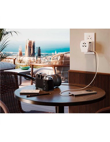 Adaptador viaje universal + 3 usb (1a+2c) 65 w