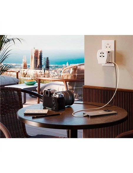 Adaptador viaje universal + 3 usb (1a+2c) 65 w