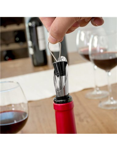 Estuche de vino con forma de botella