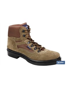 BOTA TREKKING VERDE MODELO ALHAMA T-42