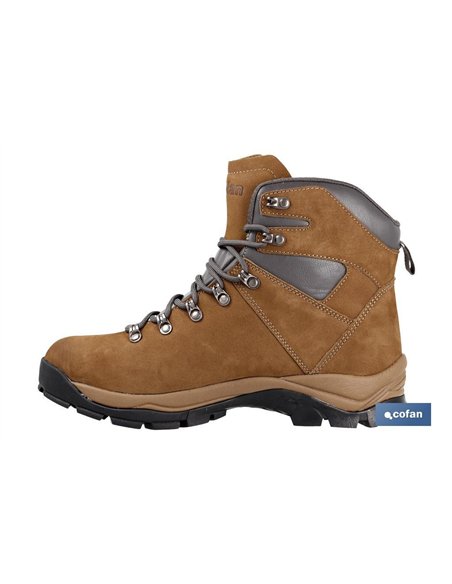 BOTA DE MONTAÑA NOBUCK MARRÓN MODELO TIBET TALLA 43