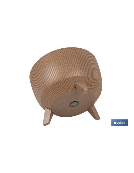 MACETA CON PATAS Y FILTRO DE DRENAJE COLOR MARRÓN WPC Ø 330 X 234 MM 12,4 L venta unitaria