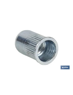 Pacote de 500 porcas rebitáveis ranhuradas M6 de aço 2