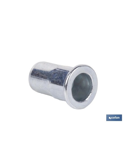 Pack de 250 écrous rivetables semihexagonaux M8 x 17,5 acier