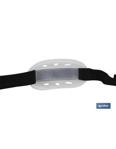 Elastic chin strap for construction helmet with adjustable chin guard