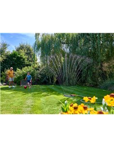 hozelock aquasave pro 220 m oscillating sprinkler green 2