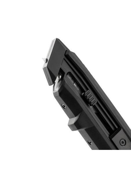 Auto-Loading Guillotine Cutter with Lever Arm