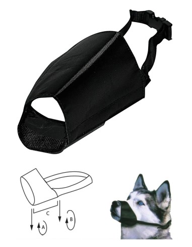 Black nylon muzzle for small dogs Cocker Spaniel Beagle 16 cm