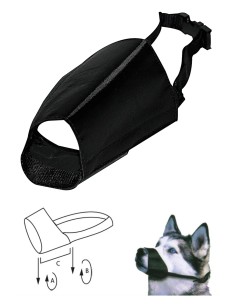 Black nylon muzzle size 4 for dog