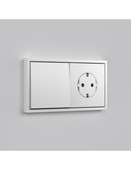 Base de enchufe Schuko CLEAN modular 16A 127/250 V~ con sistema de embornamiento a tornillo Simon 75