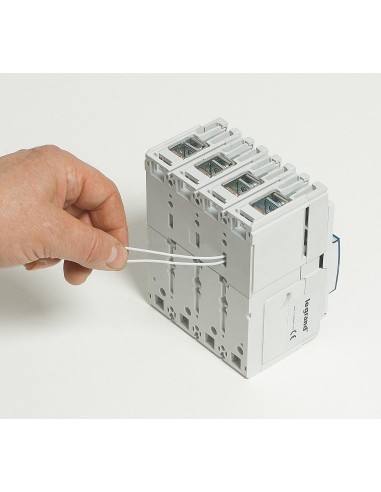 Automático caja moldeada 4P 125A Icu 16kA