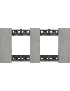 Plaque de finition Living Now 2 modules finition acier con tornillos