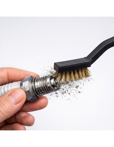 Fine spark plug brush 18 cm