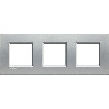 Placa cuadrada Livinglight Tech 2 x 3 módulos LNA4802M3TE
